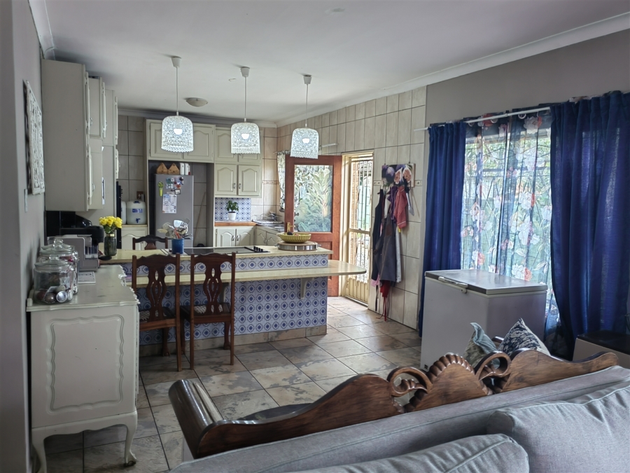 5 Bedroom Property for Sale in Parys Free State